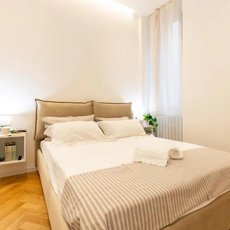 I-host Elegant Flat Near Bocconi & Center * Milán